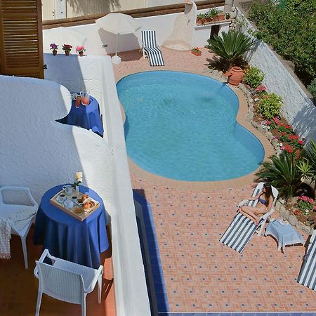 Iris Hotel Форио Экстерьер фото