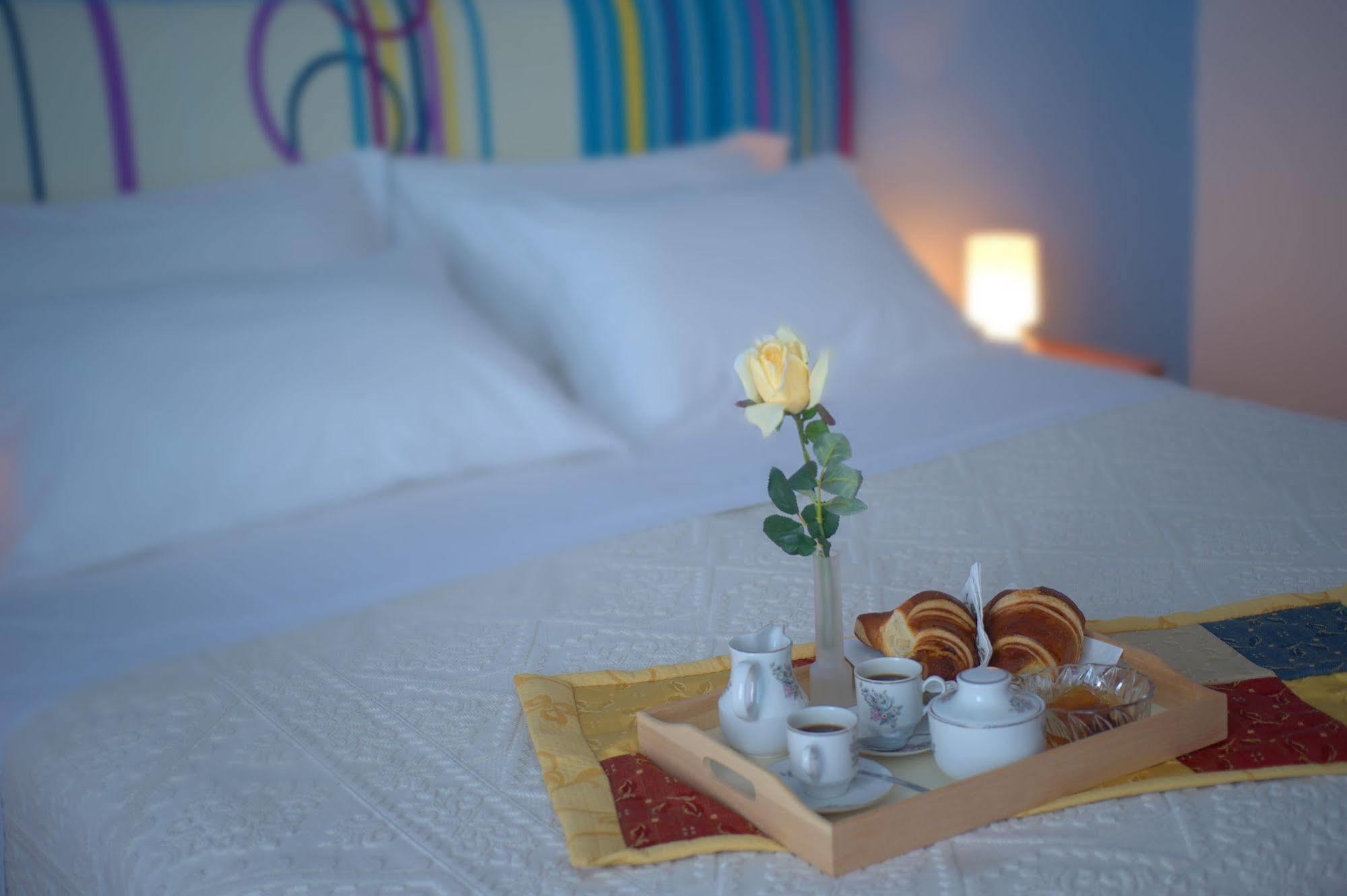 Iris Hotel Форио Экстерьер фото